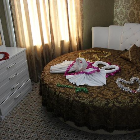 Grand Alin Otel Turhal Buitenkant foto