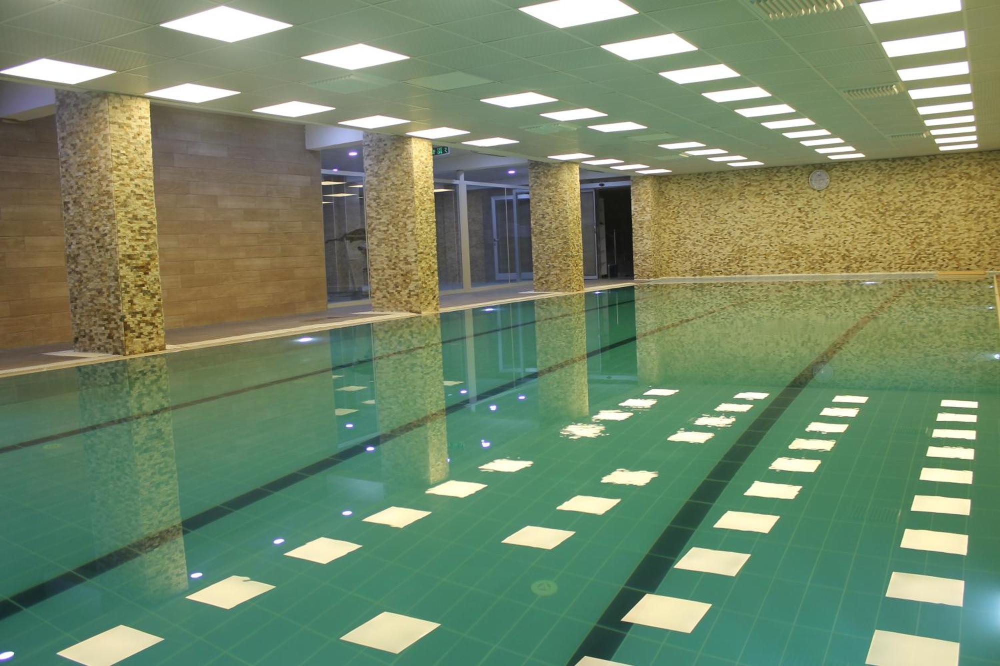 Grand Alin Otel Turhal Buitenkant foto